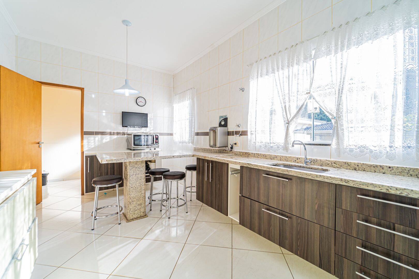 Casa, 3 quartos, 262 m² - Foto 37