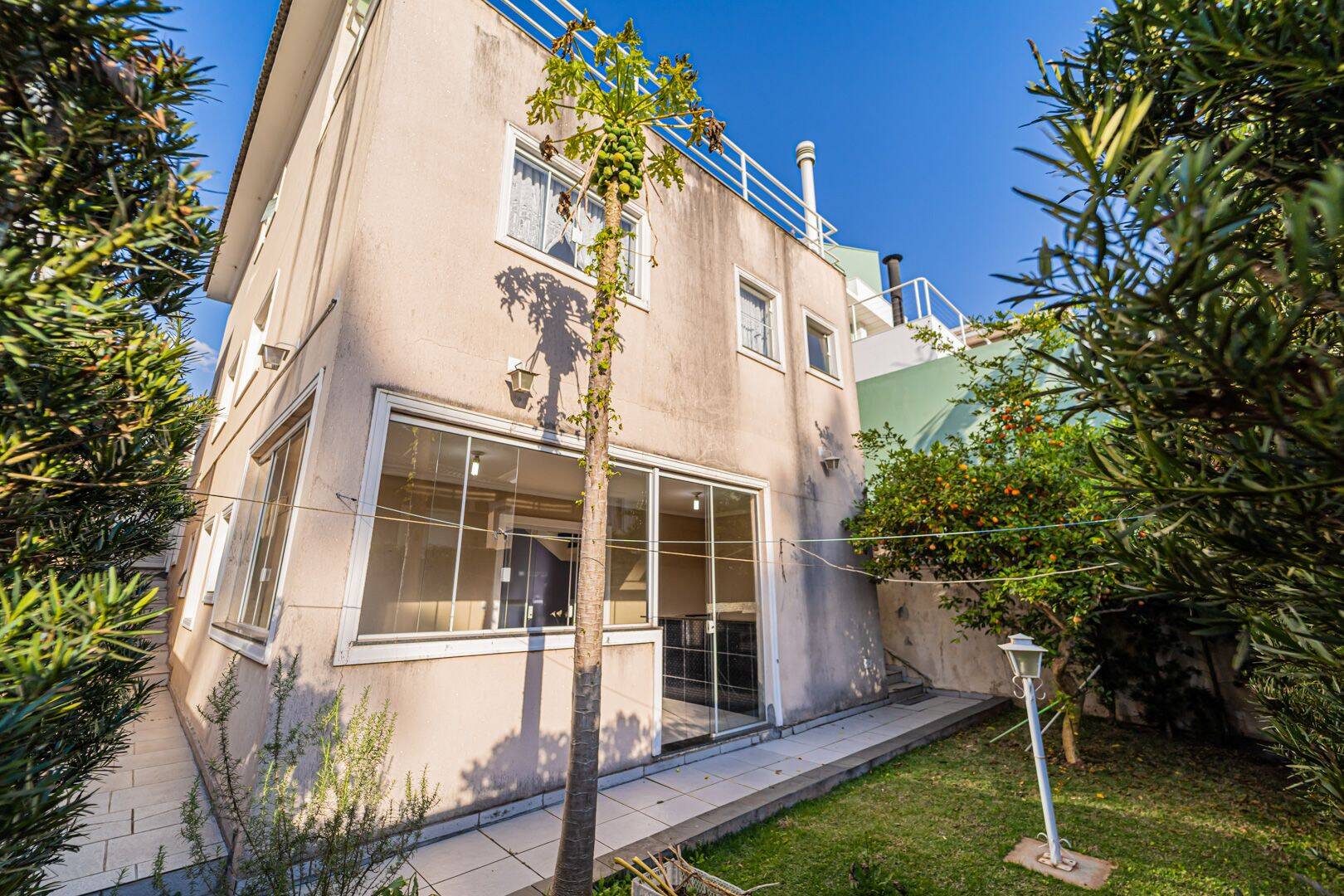Casa, 3 quartos, 262 m² - Foto 1