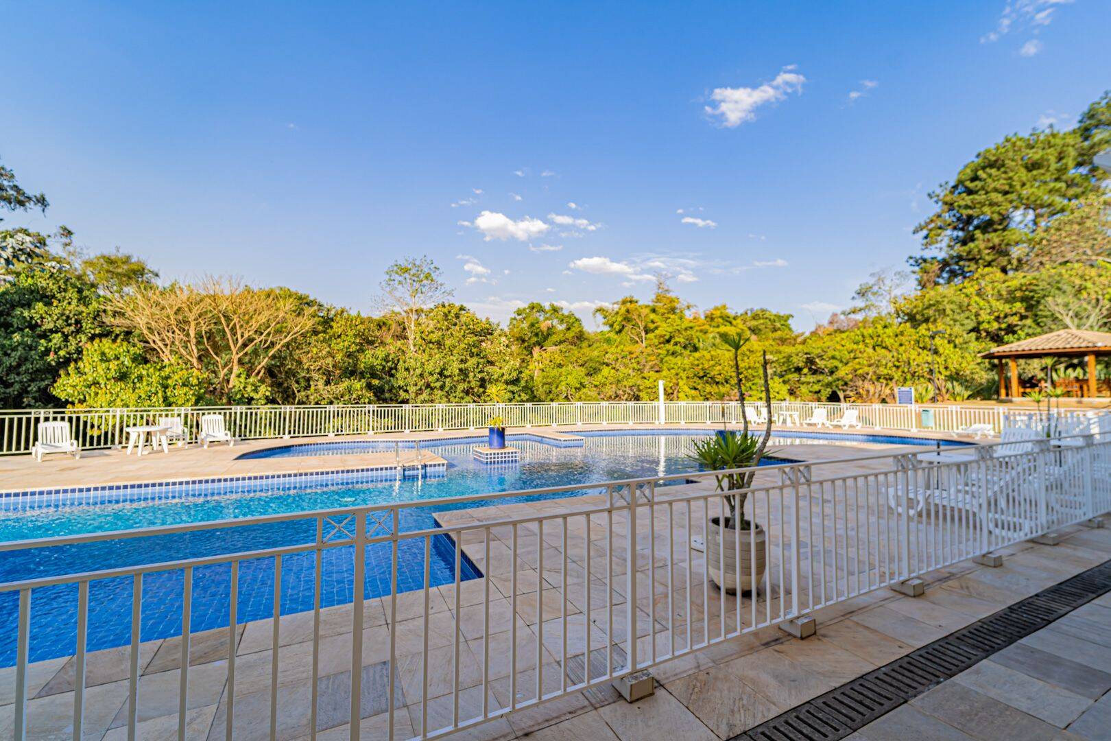 Casa, 3 quartos, 262 m² - Foto 57