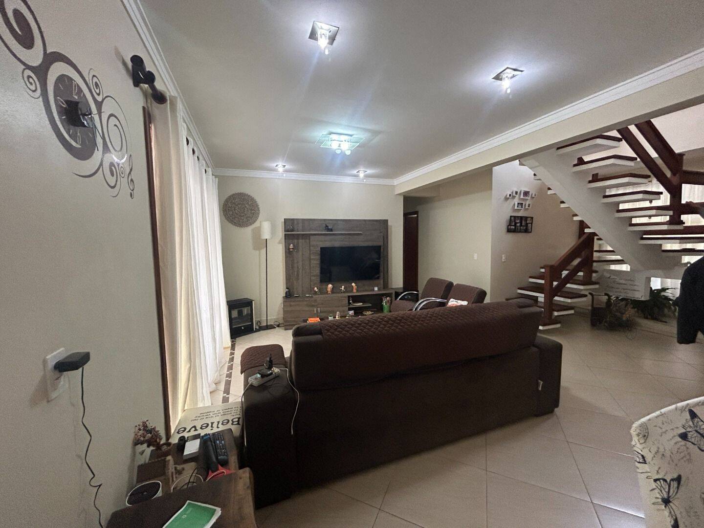 Casa, 3 quartos, 226 m² - Foto 5