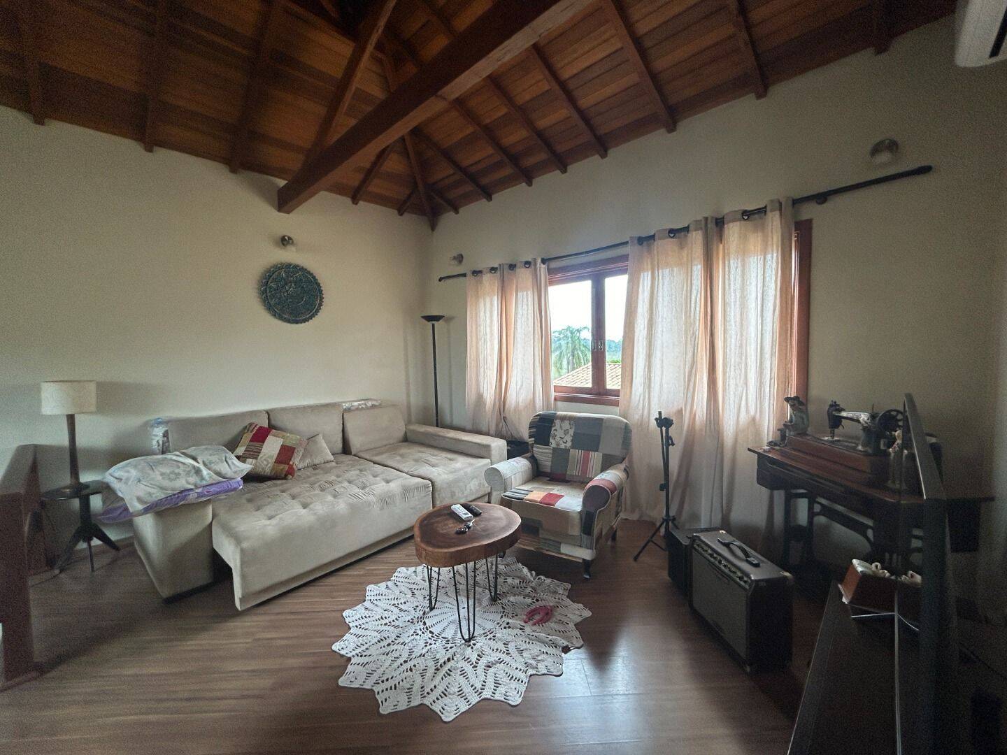 Casa, 3 quartos, 226 m² - Foto 8
