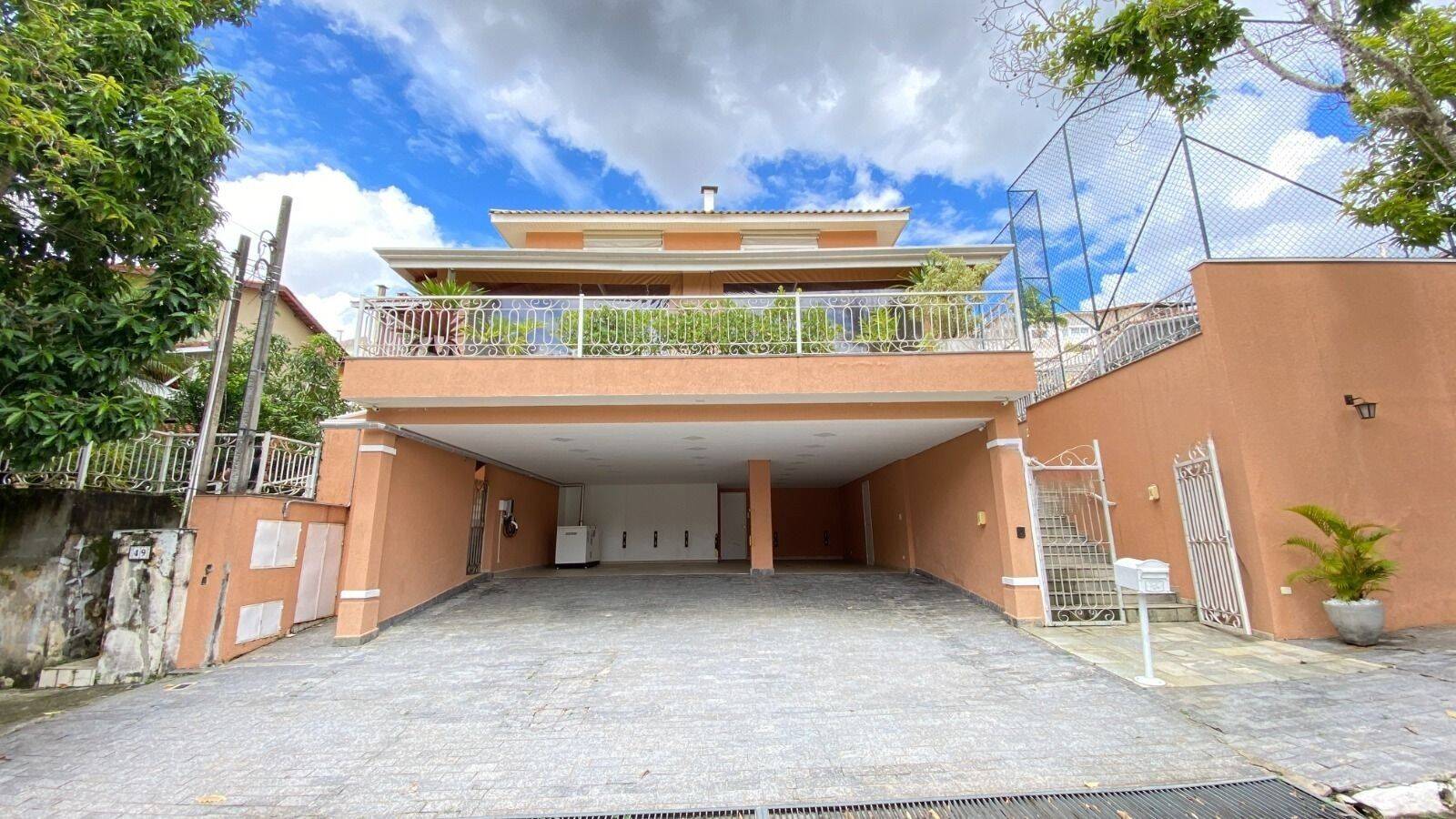 Casa, 4 quartos, 627 m² - Foto 1