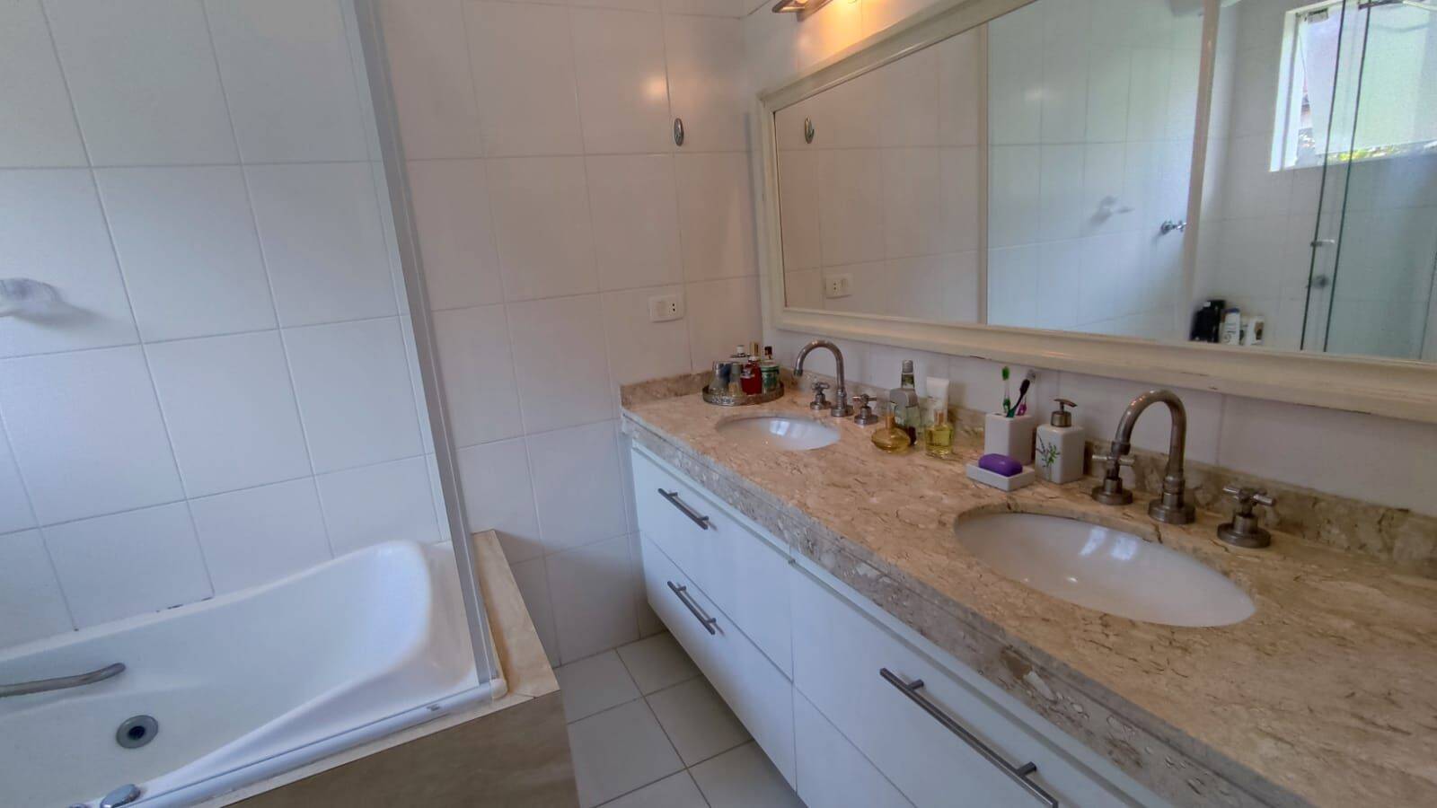 Casa, 4 quartos, 230 m² - Foto 40