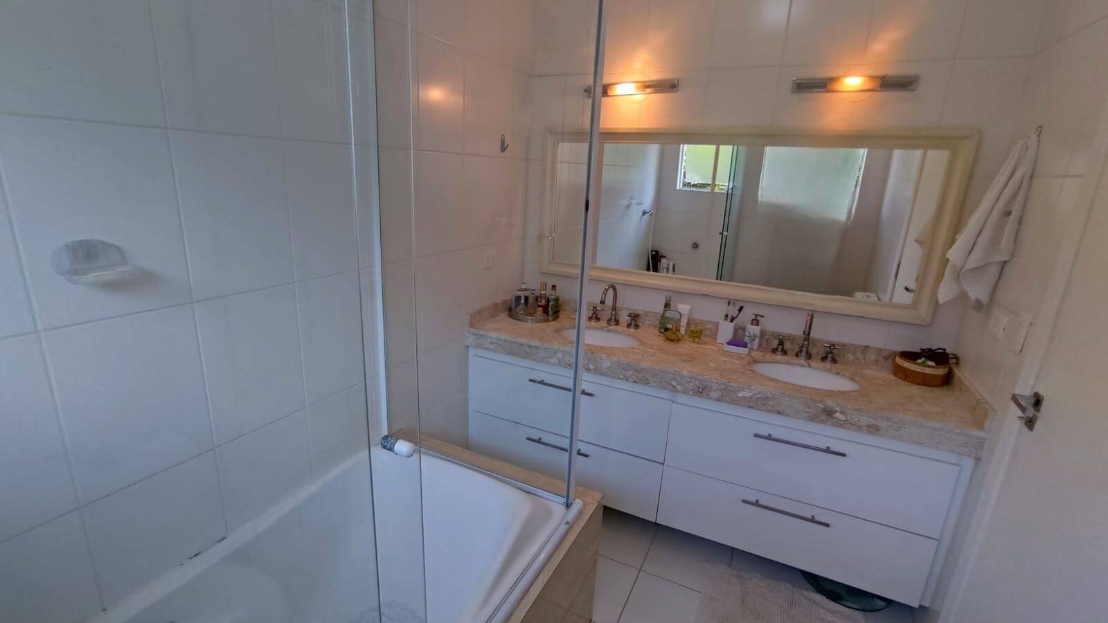 Casa, 4 quartos, 230 m² - Foto 45