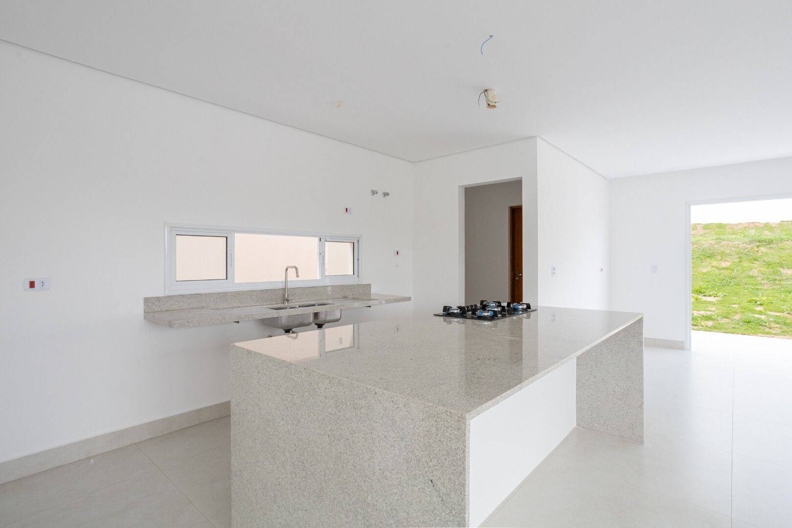 Casa, 3 quartos, 266 m² - Foto 24