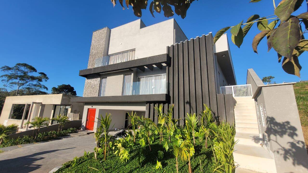 Casa, 4 quartos, 370 m² - Foto 1