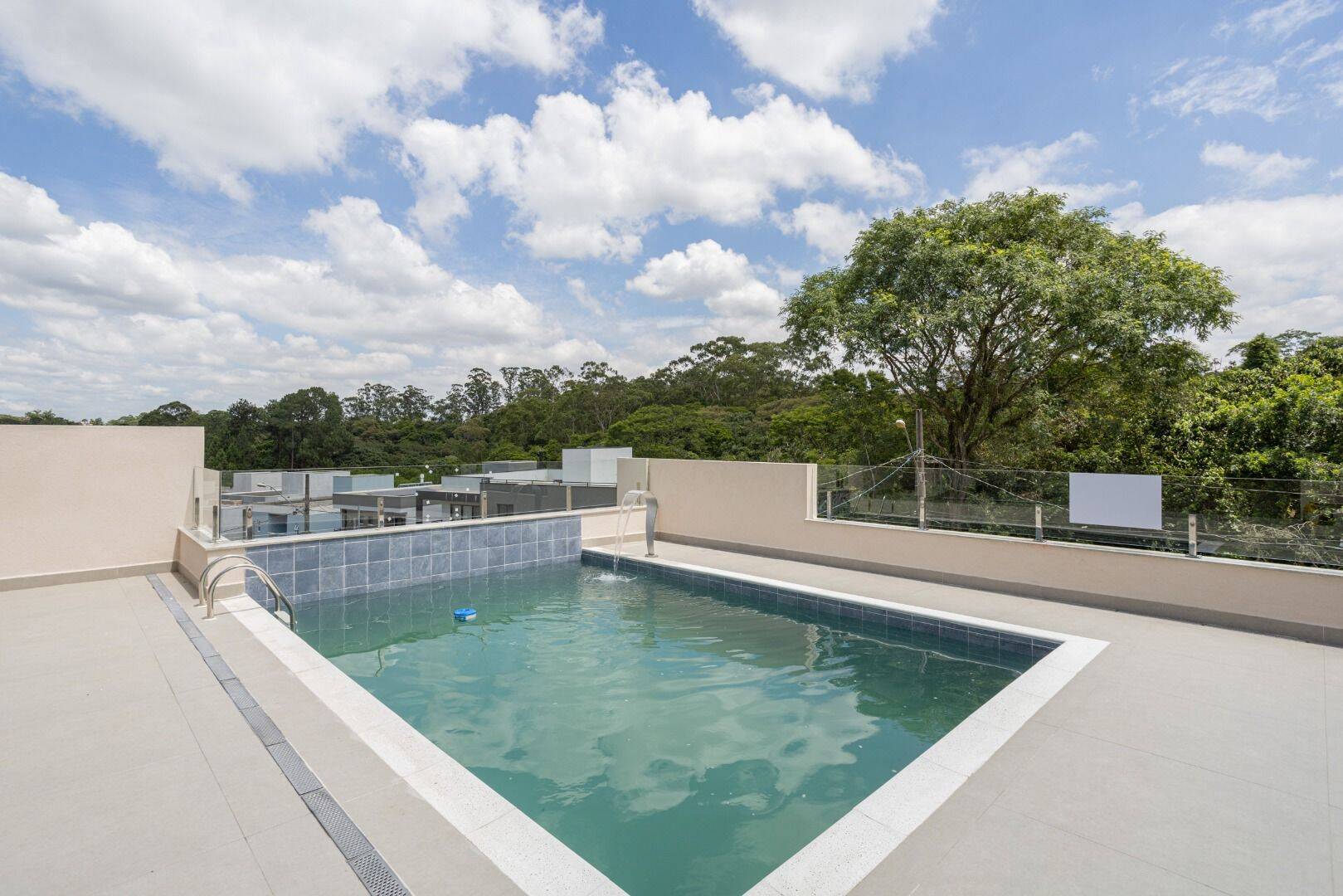 Casa, 3 quartos, 266 m² - Foto 2
