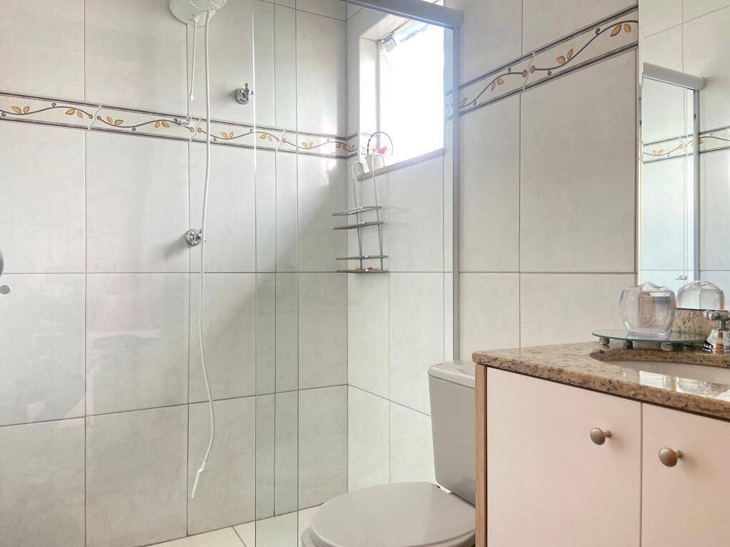 Casa, 3 quartos, 240 m² - Foto 18