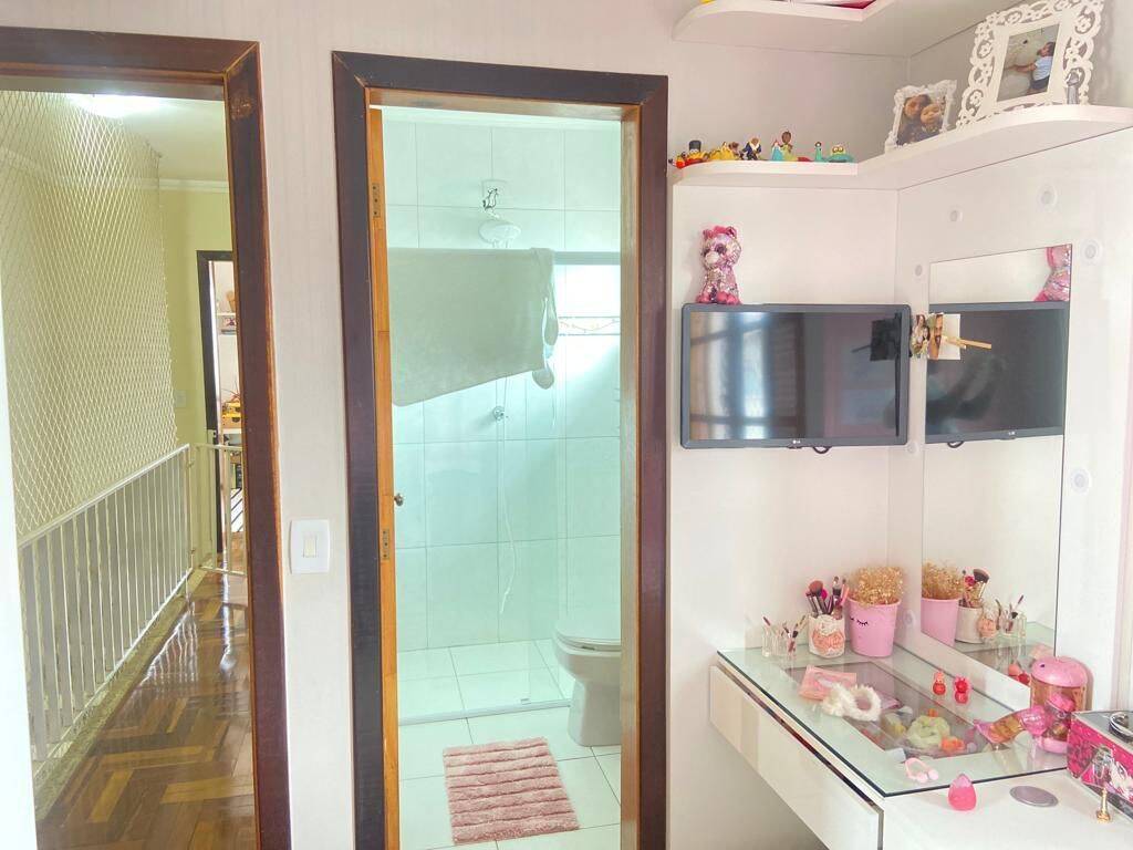 Casa, 3 quartos, 240 m² - Foto 21