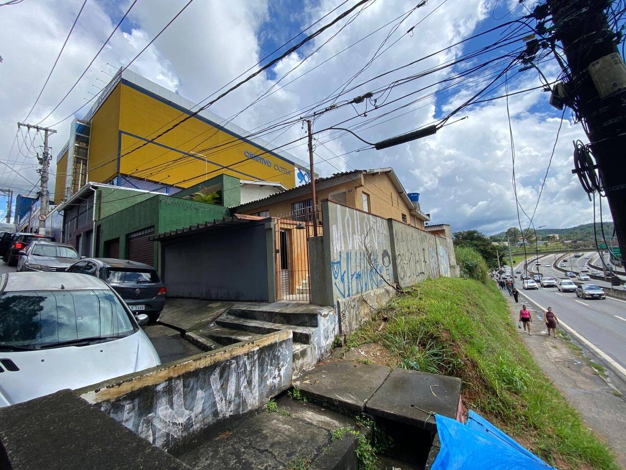 Casa, 2 quartos, 180 m² - Foto 1