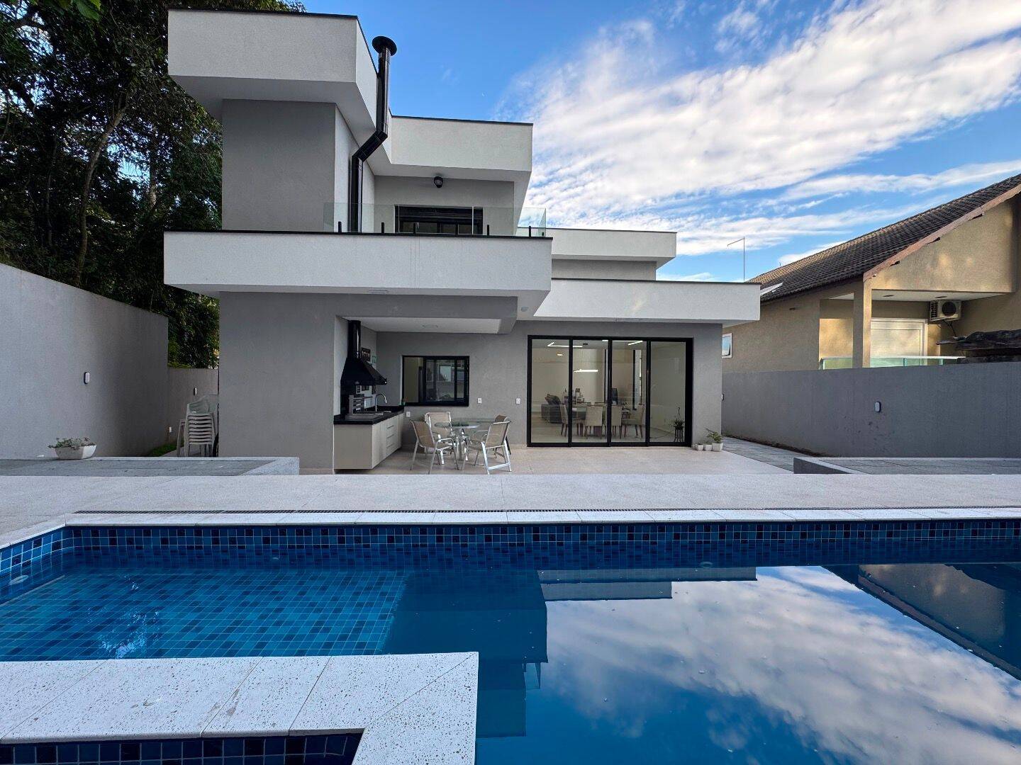 Casa, 3 quartos, 266 m² - Foto 35