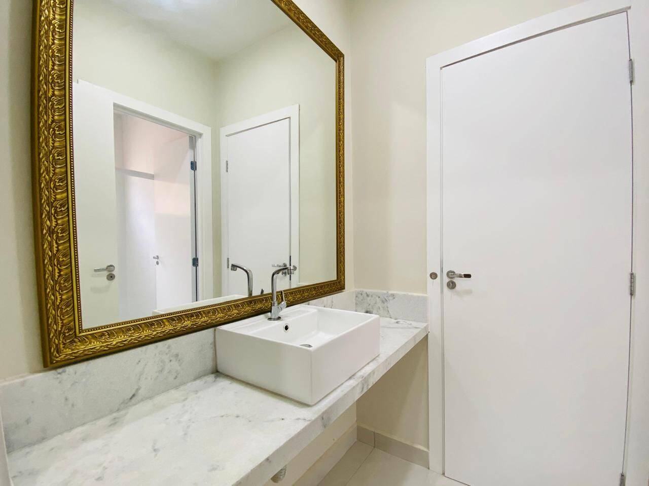 Casa, 5 quartos, 270 m² - Foto 32