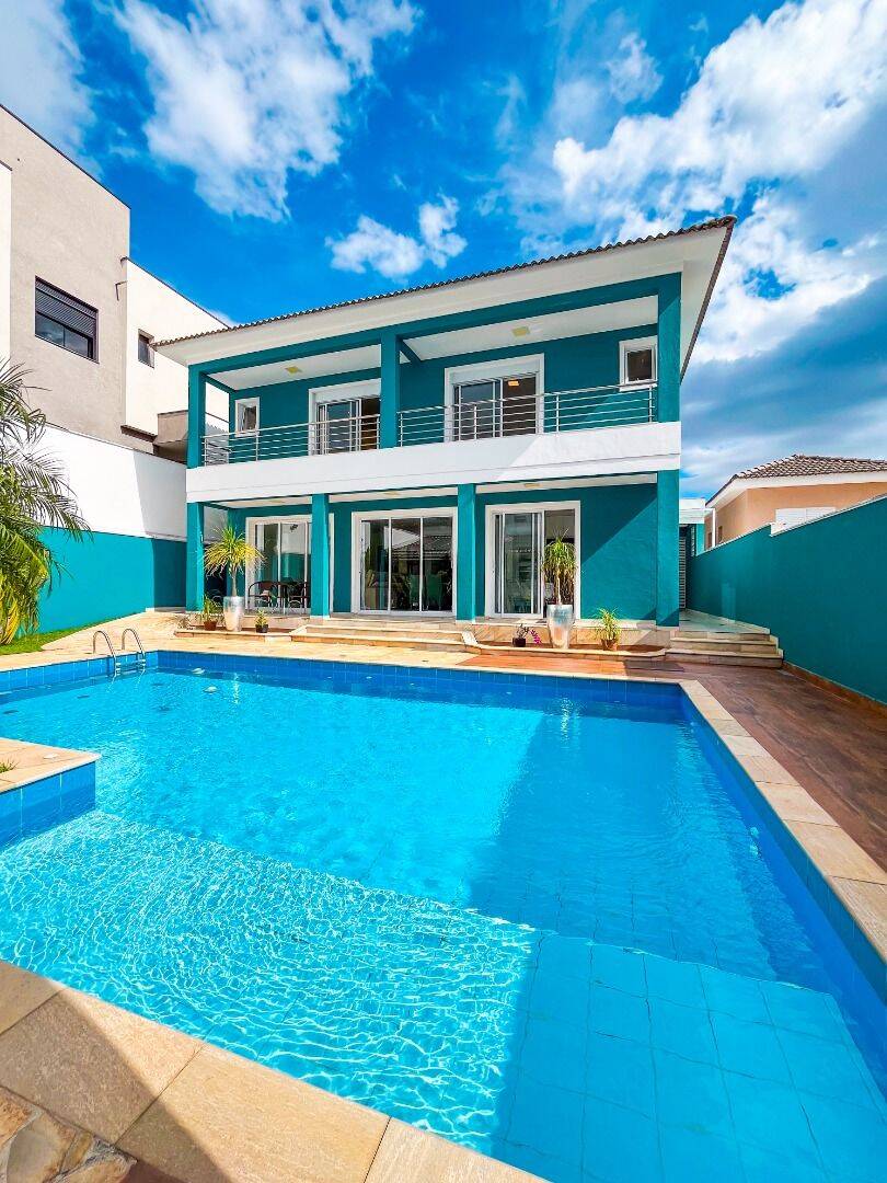 Casa, 5 quartos, 356 m² - Foto 1