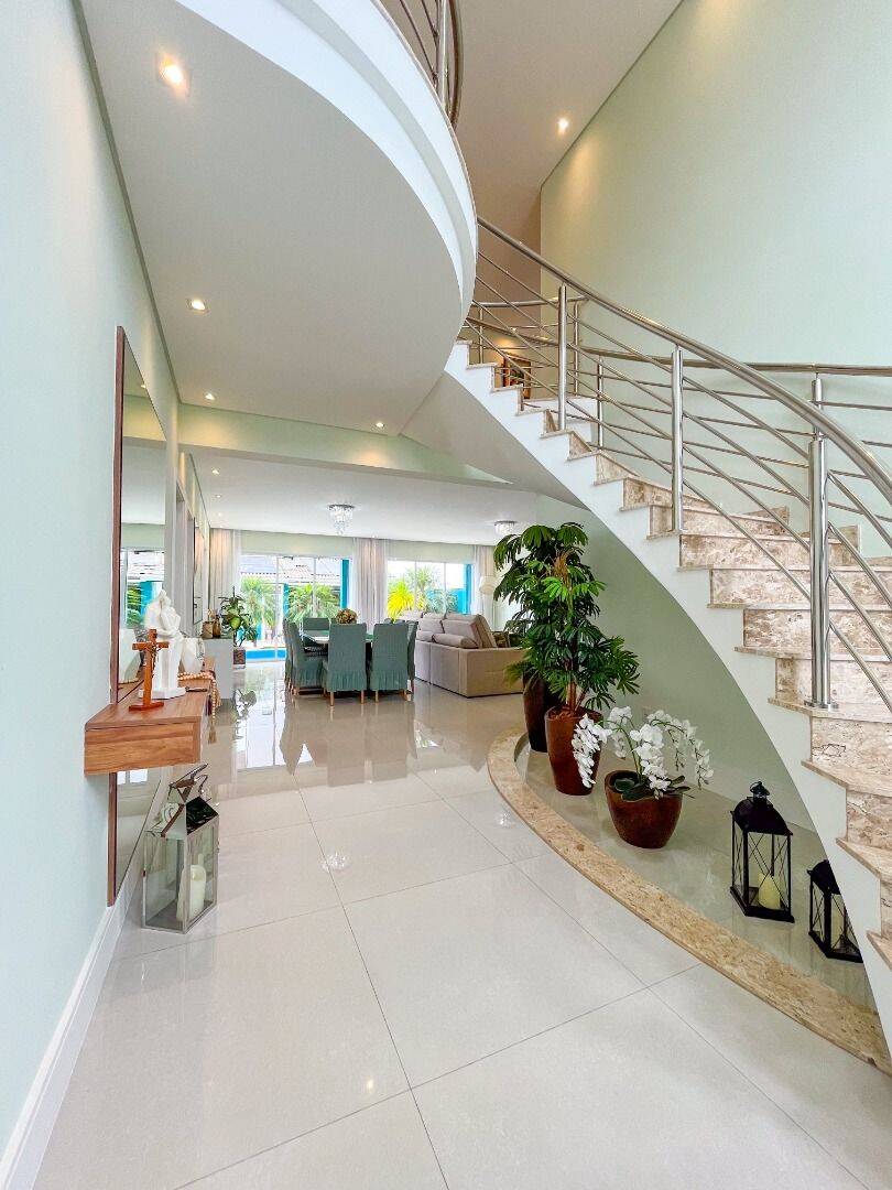 Casa, 5 quartos, 356 m² - Foto 3