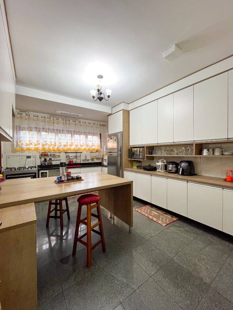 Casa, 4 quartos, 345 m² - Foto 9
