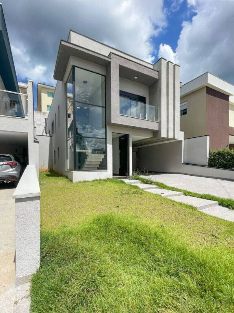 Casa, 3 quartos, 250 m² - Foto 1