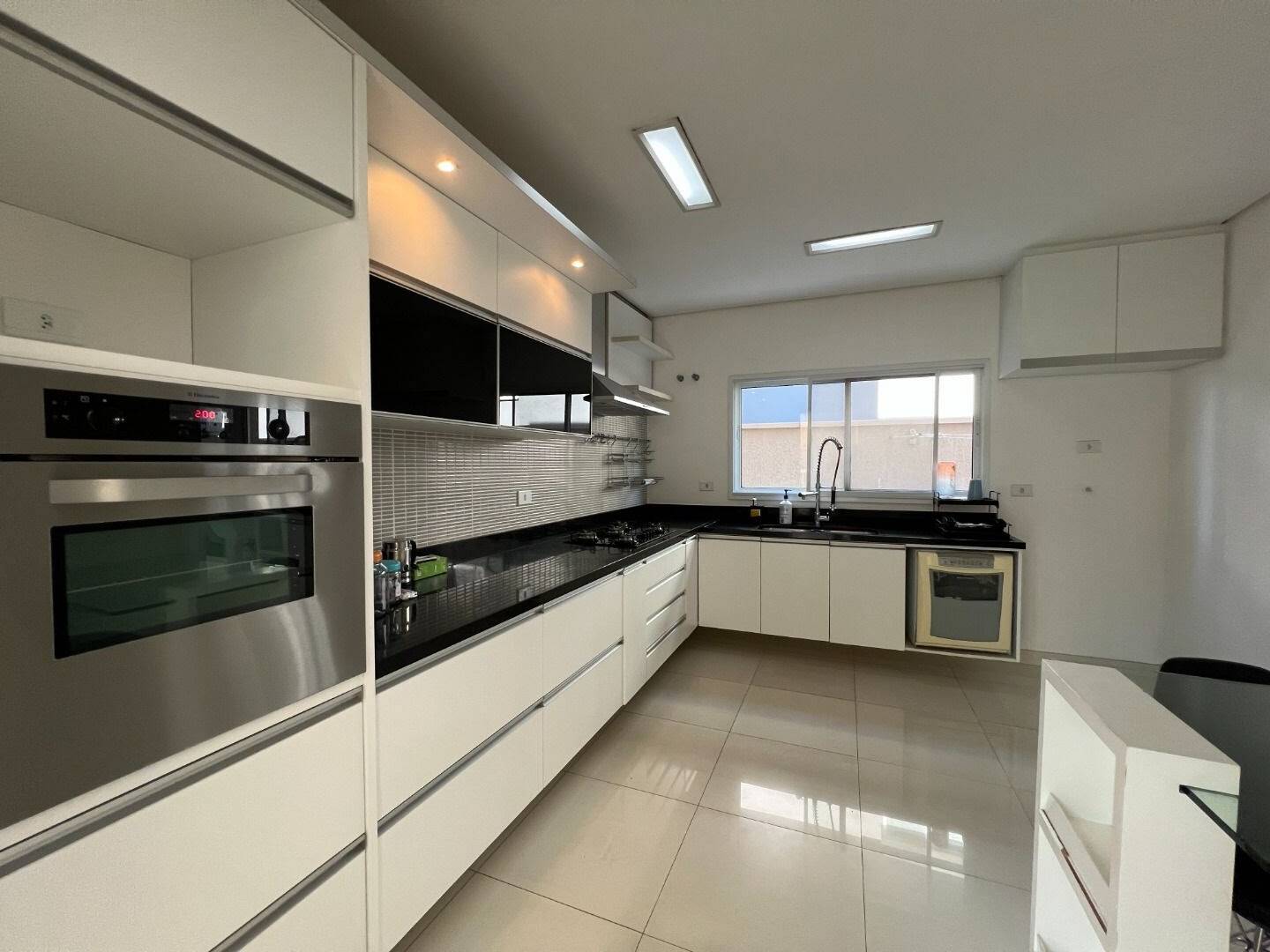 Casa, 3 quartos, 338 m² - Foto 7