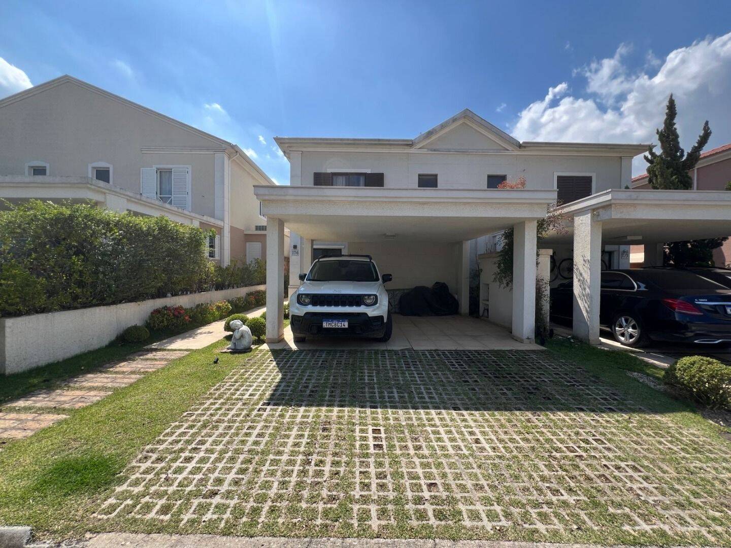 Casa, 5 quartos, 180 m² - Foto 1