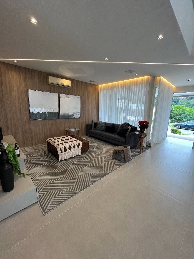 Casa, 5 quartos, 333 m² - Foto 4