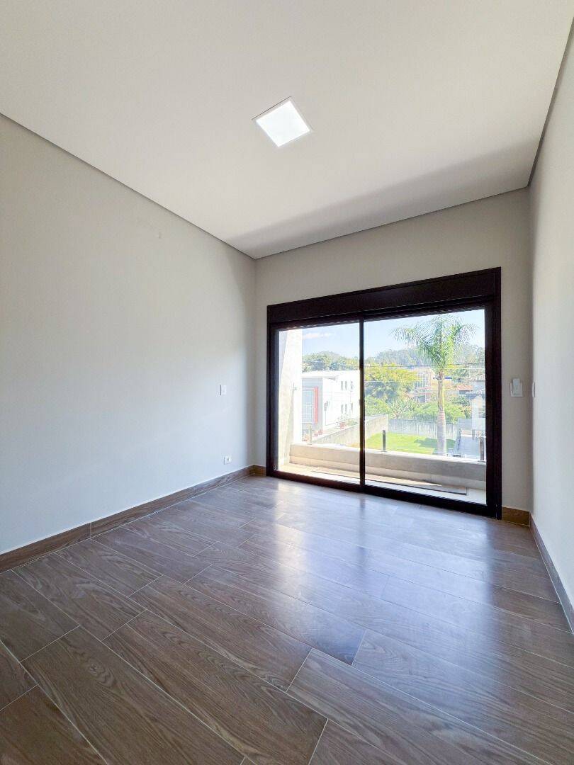 Casa, 3 quartos, 250 m² - Foto 13