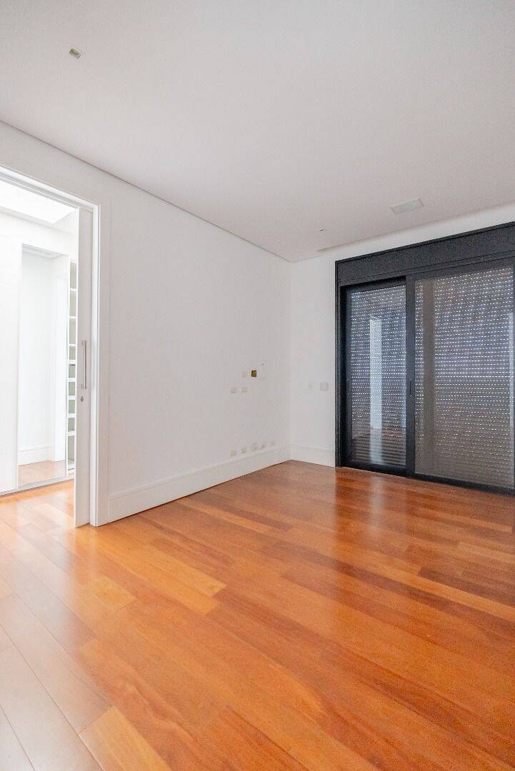 Casa, 5 quartos, 1177 m² - Foto 14