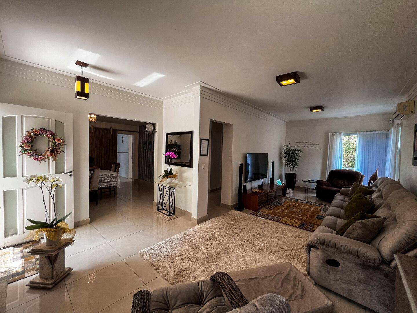 Casa, 4 quartos, 360 m² - Foto 4