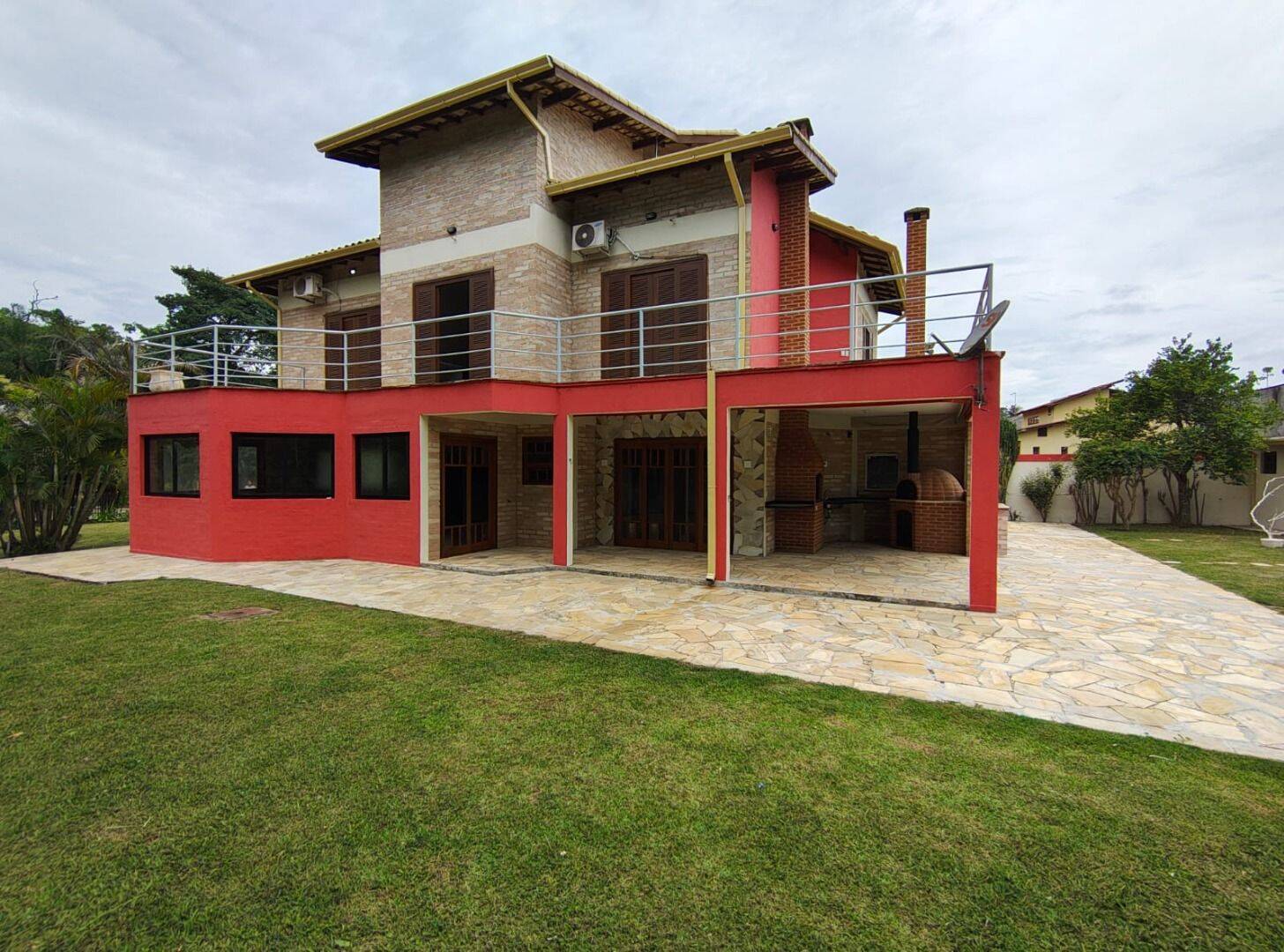 Casa, 3 quartos, 320 m² - Foto 1