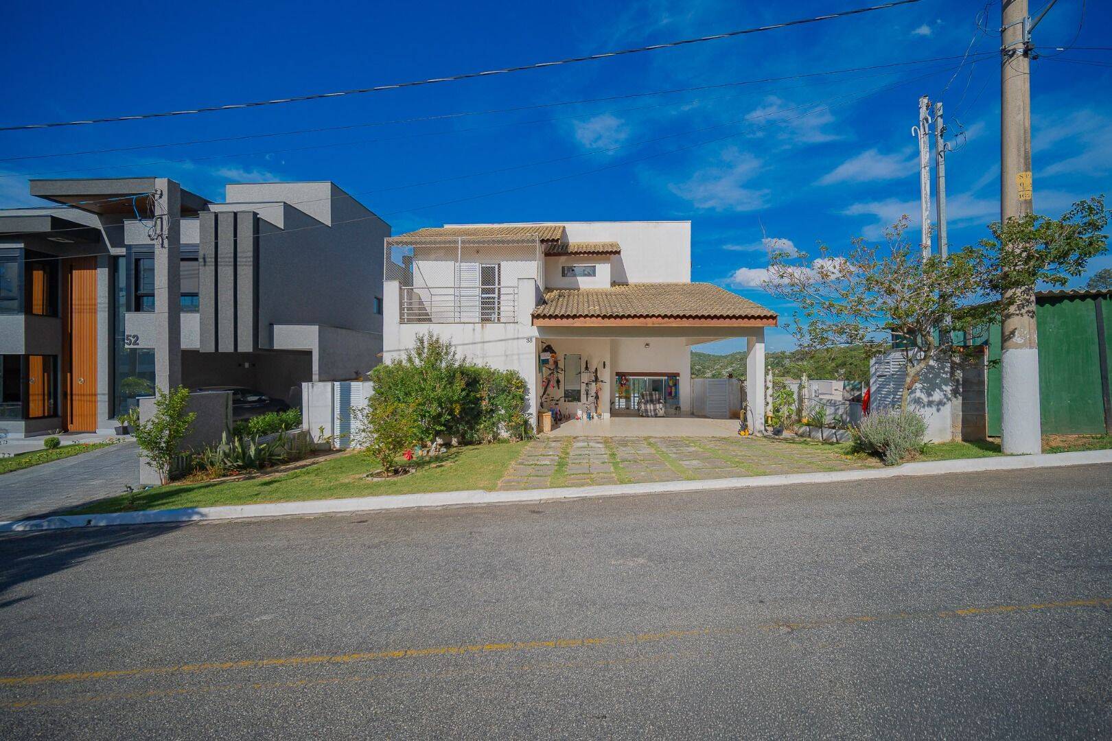 Casa, 3 quartos, 272 m² - Foto 1