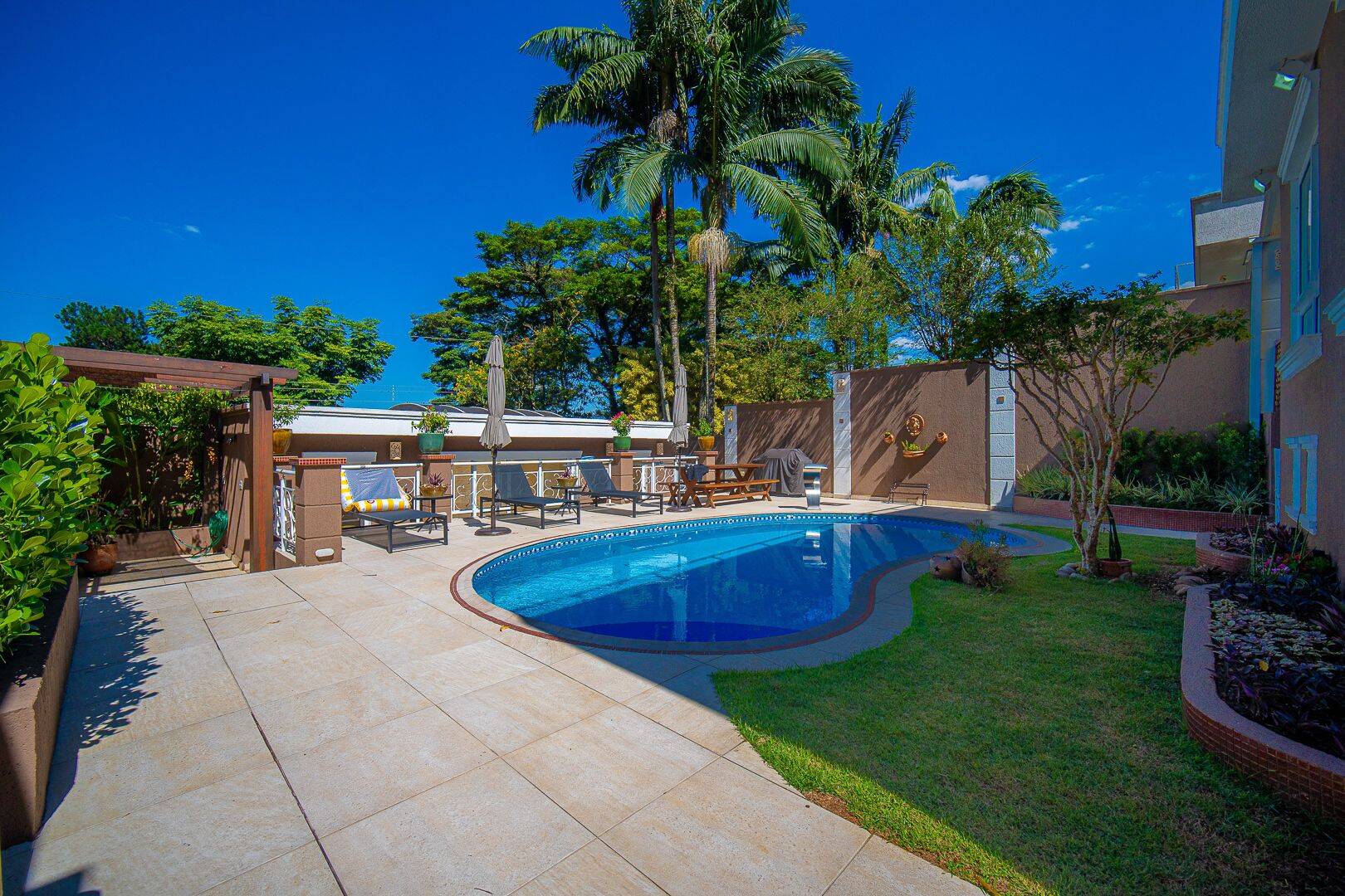 Casa, 4 quartos, 385 m² - Foto 32