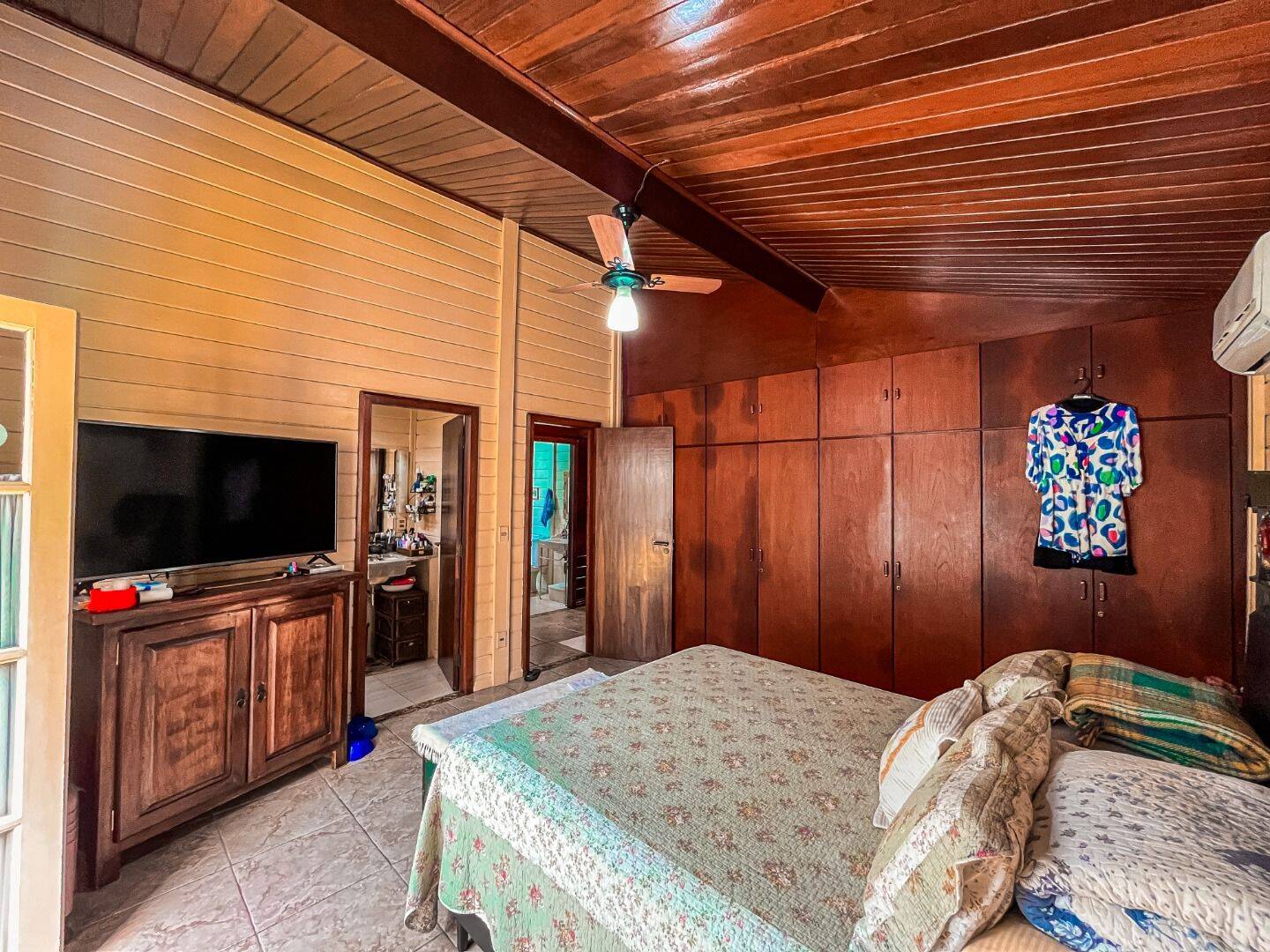 Casa, 3 quartos, 270 m² - Foto 9