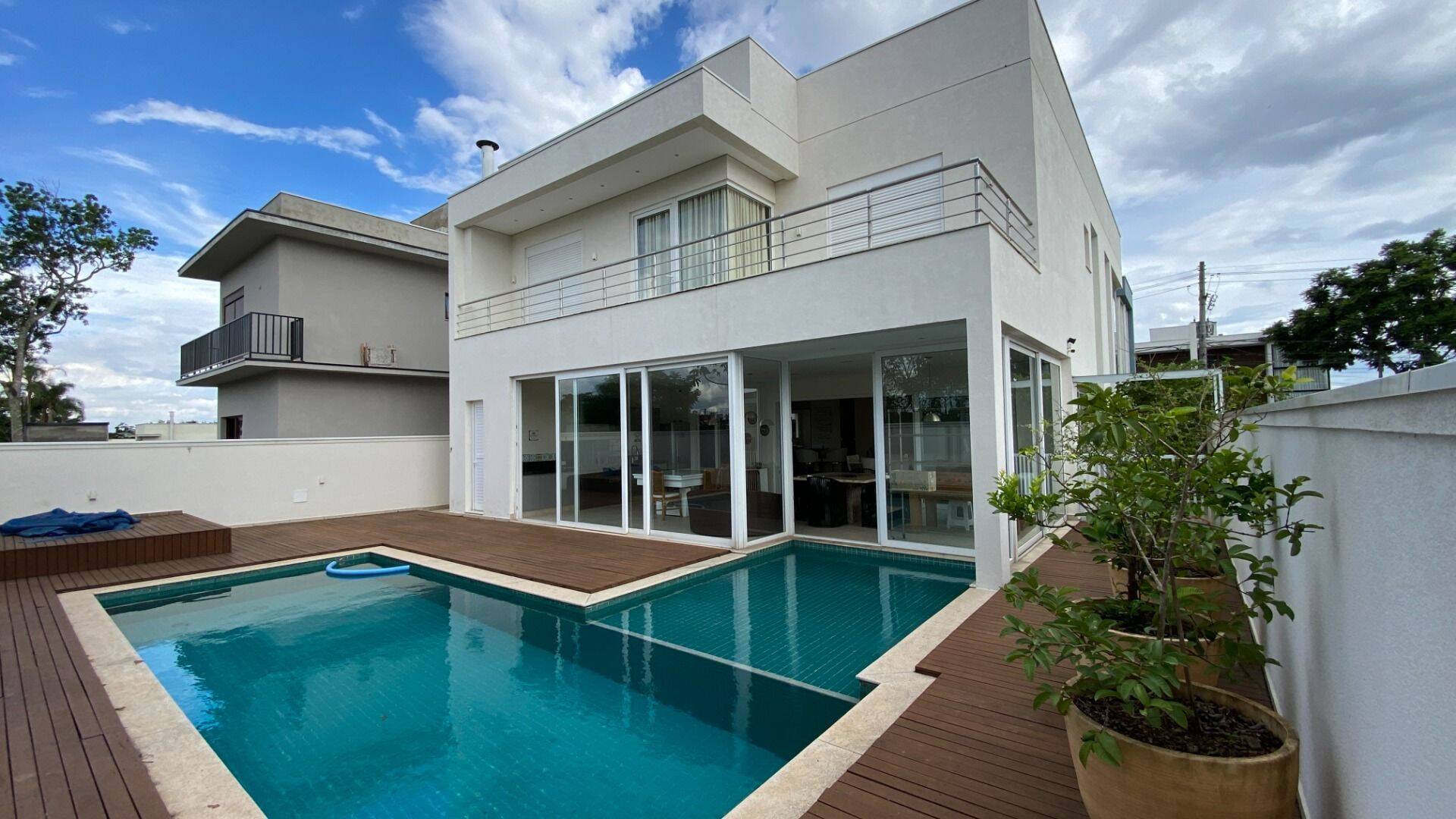 Casa, 3 quartos, 459 m² - Foto 1