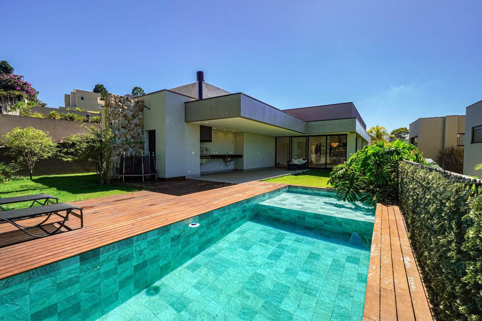 Casa, 3 quartos, 332 m² - Foto 1