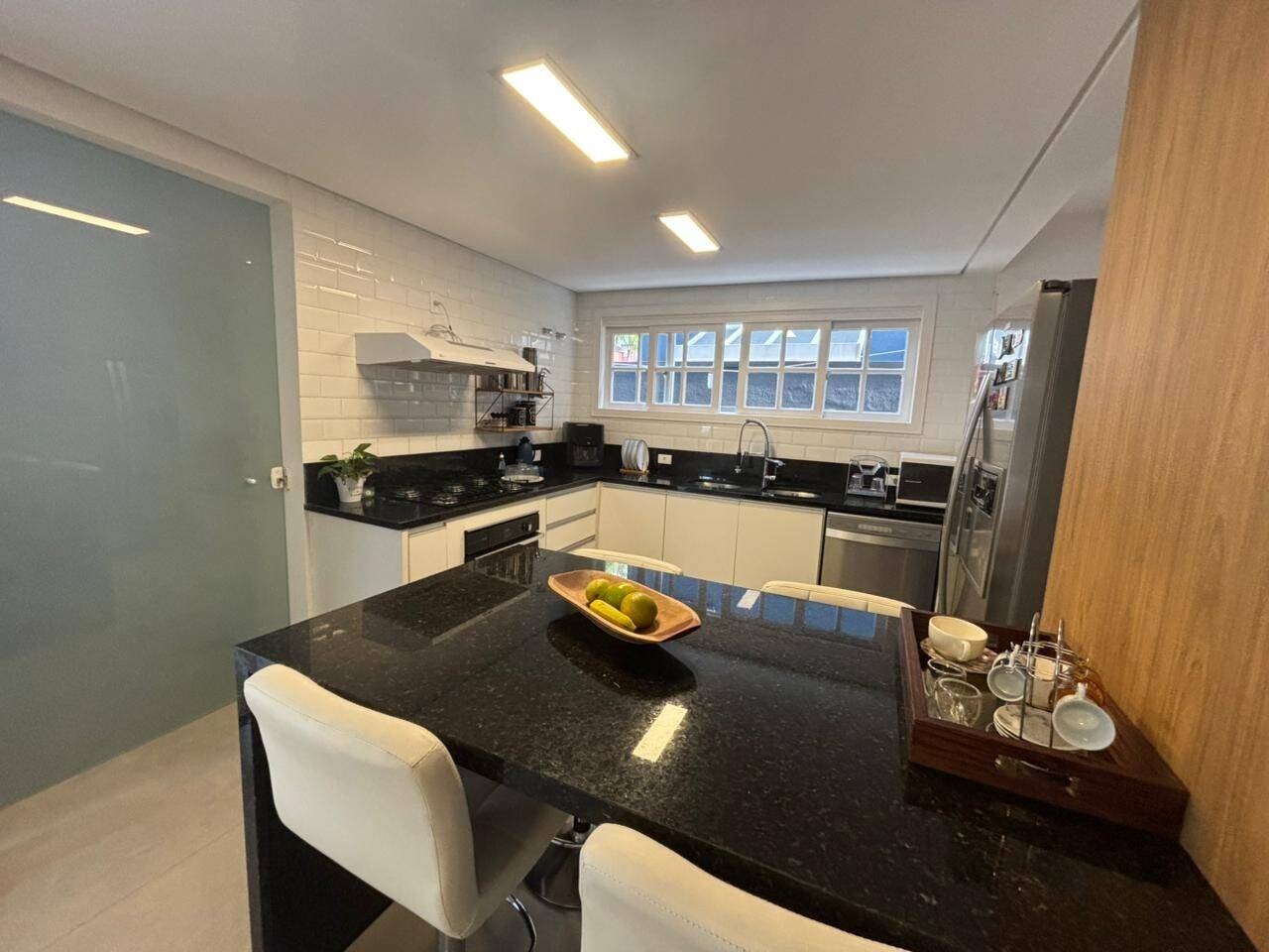 Casa, 4 quartos, 300 m² - Foto 12