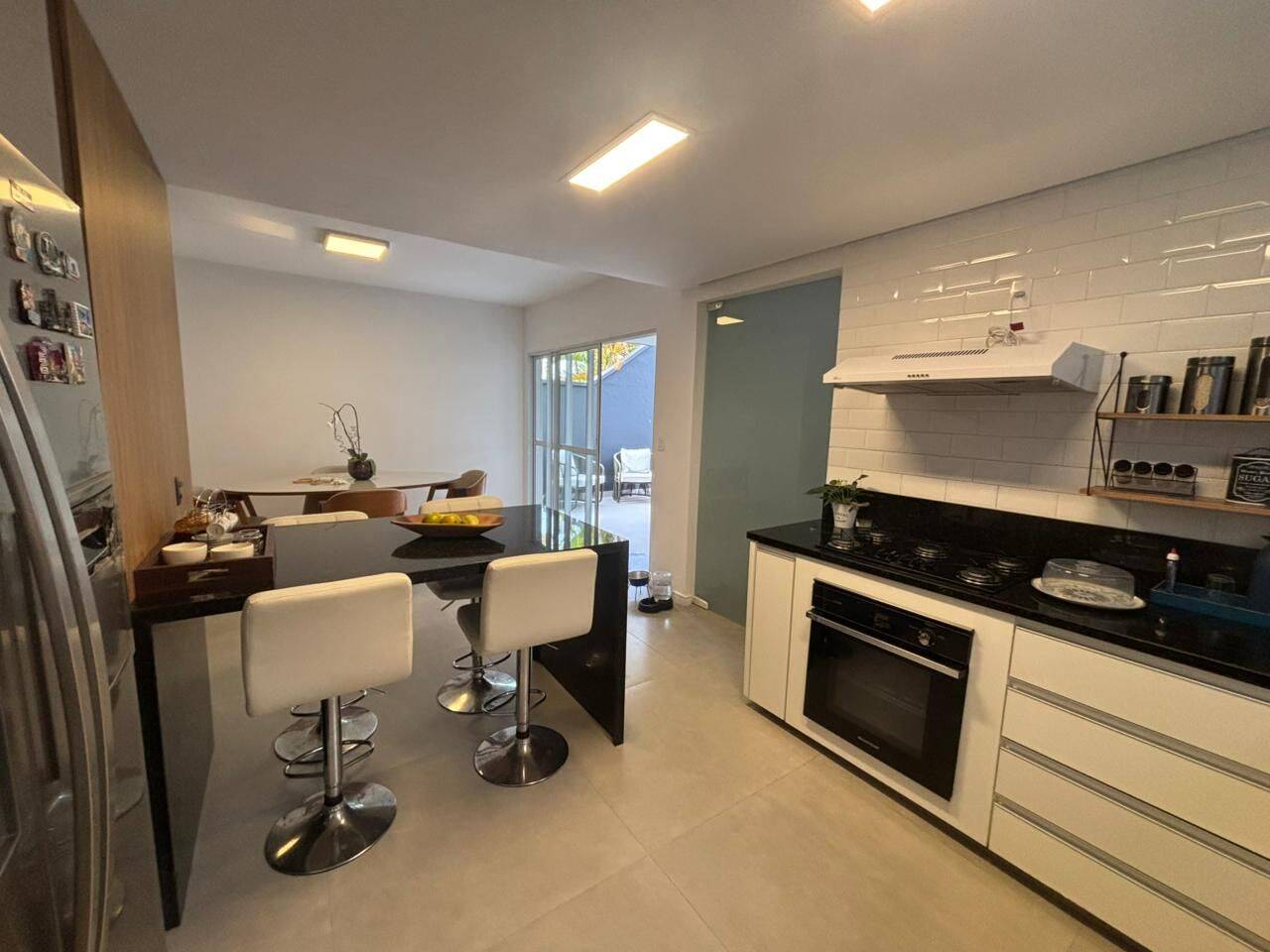 Casa, 4 quartos, 300 m² - Foto 14