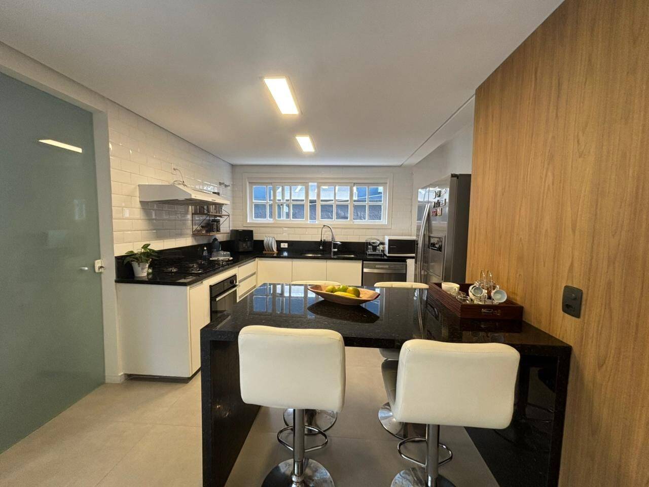 Casa, 4 quartos, 300 m² - Foto 19
