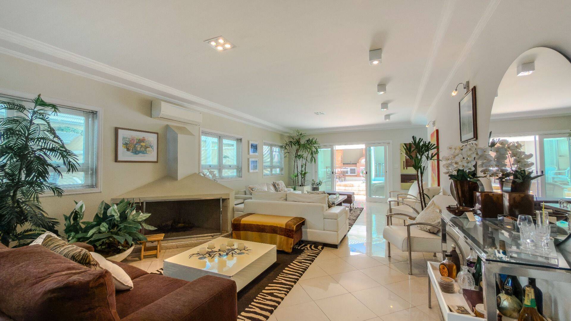 Casa, 4 quartos, 348 m² - Foto 3