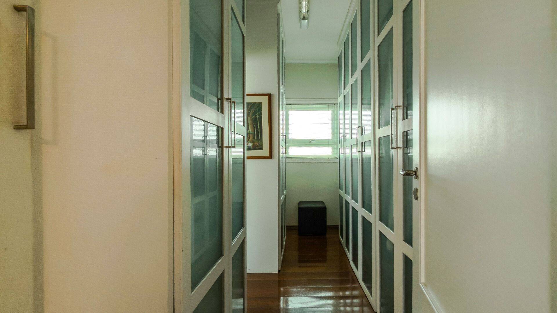 Casa, 4 quartos, 348 m² - Foto 39