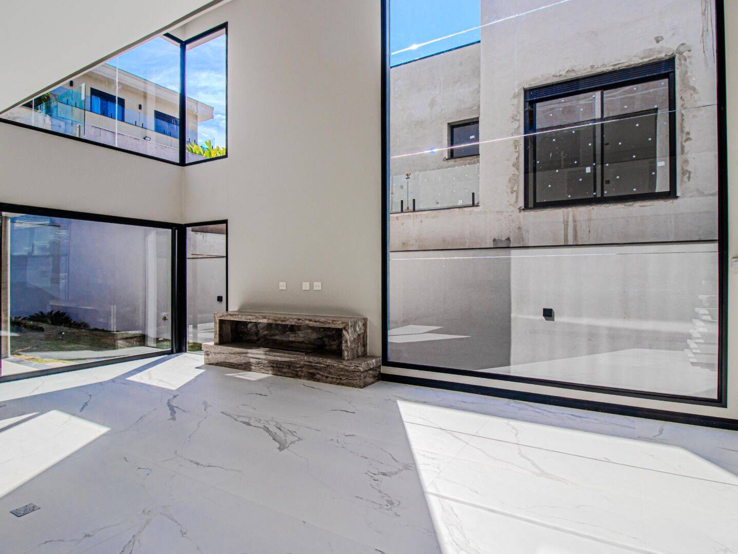 Casa, 4 quartos, 368 m² - Foto 23