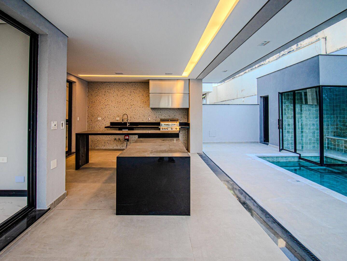 Casa, 4 quartos, 368 m² - Foto 36