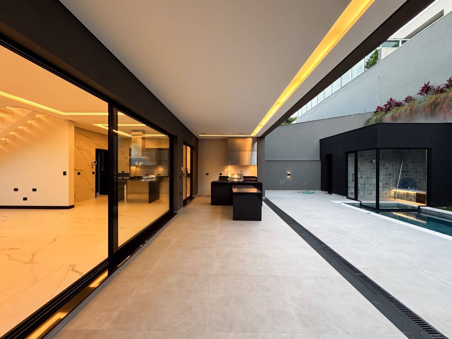 Casa, 4 quartos, 361 m² - Foto 6