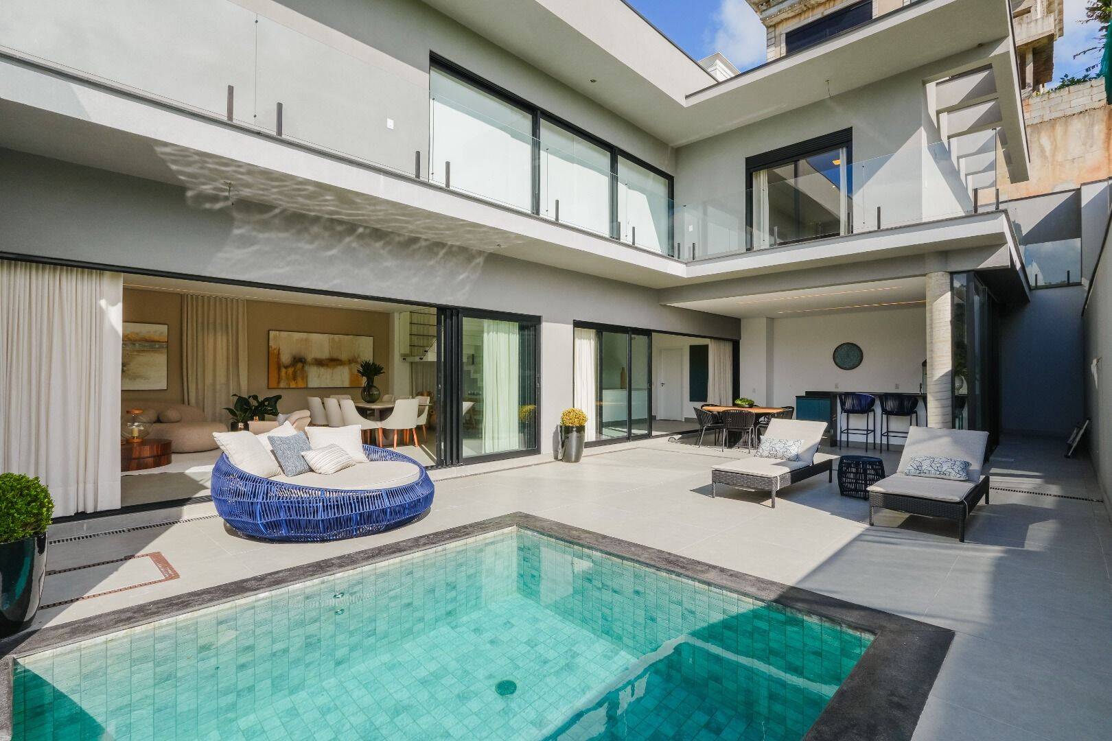 Casa, 5 quartos, 1177 m² - Foto 1