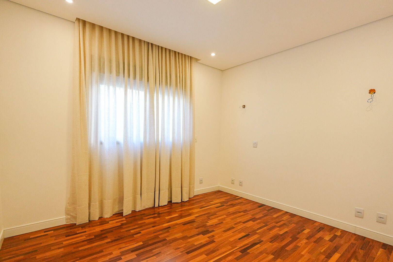 Casa, 5 quartos, 1177 m² - Foto 23