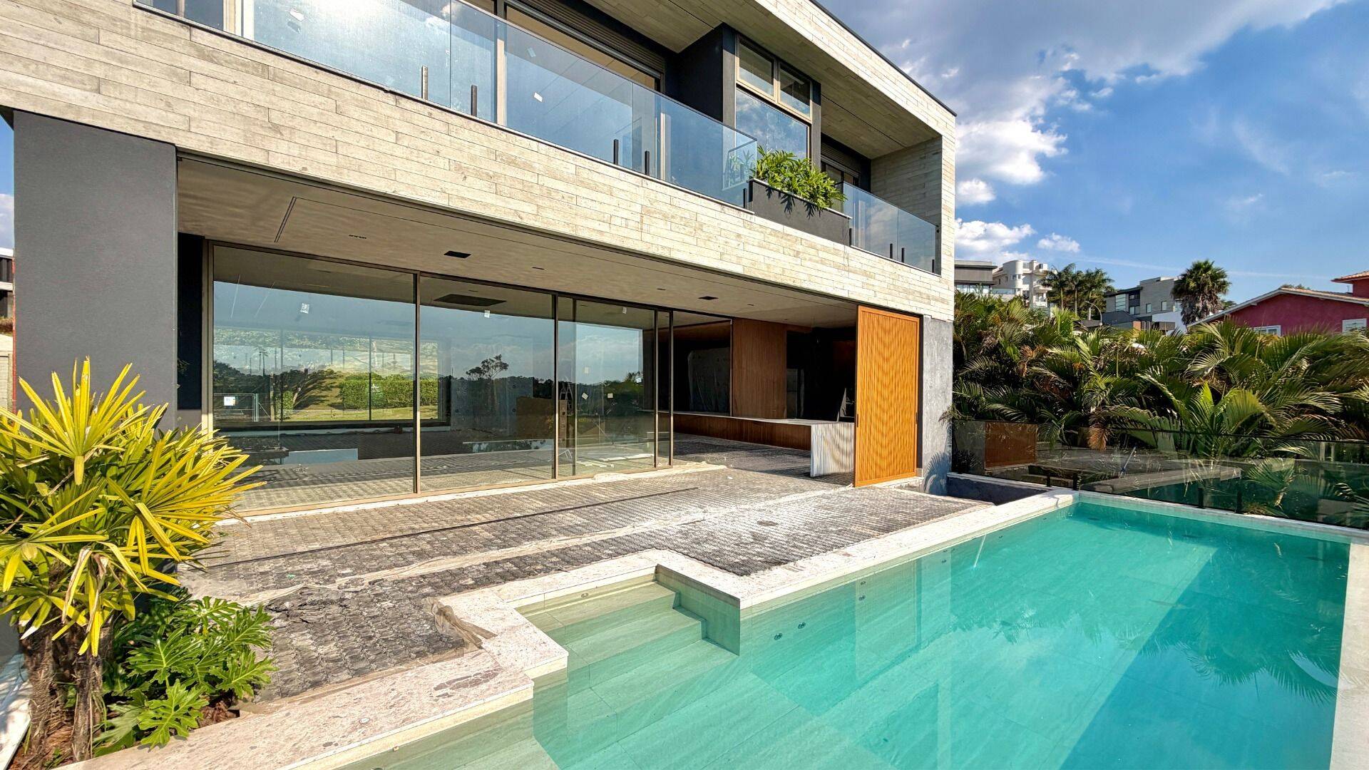 Casa, 4 quartos, 526 m² - Foto 1