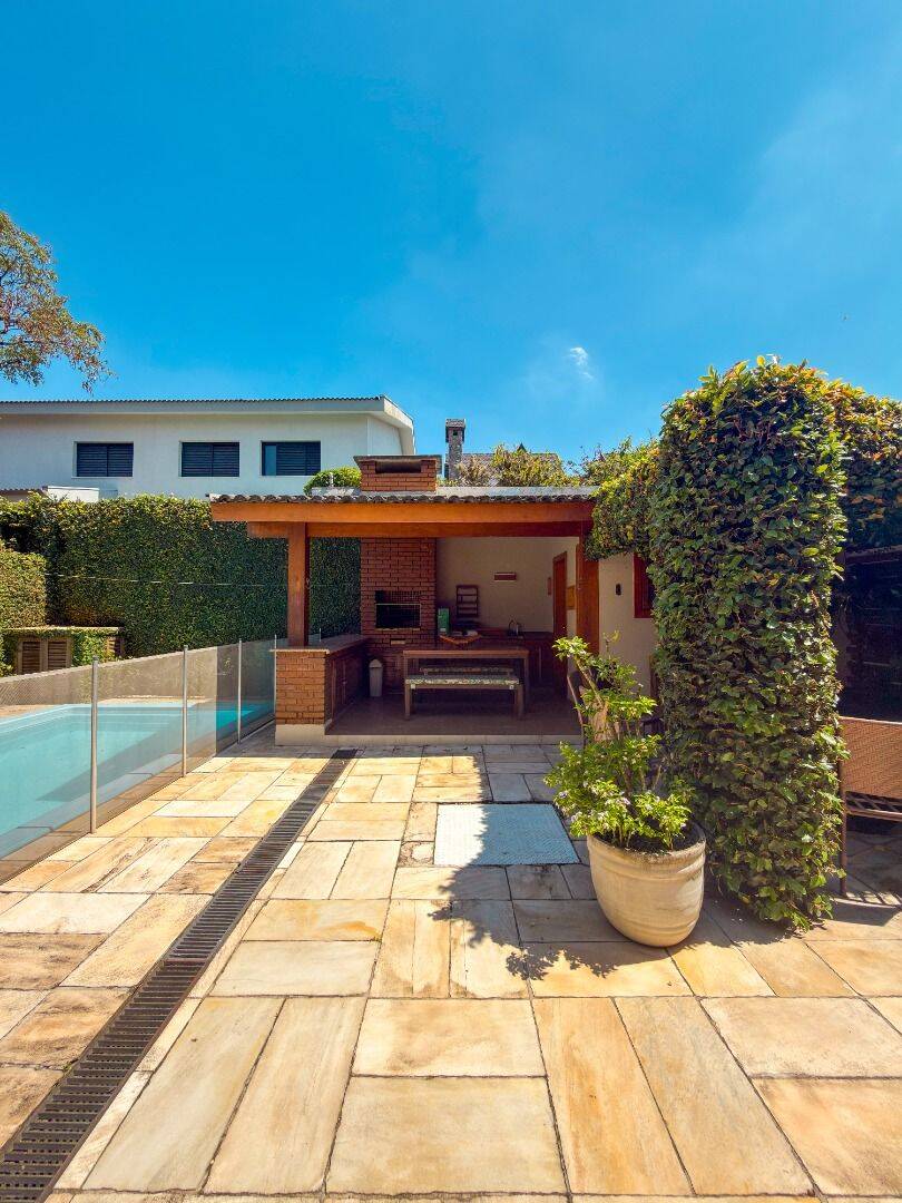 Casa, 4 quartos, 270 m² - Foto 19