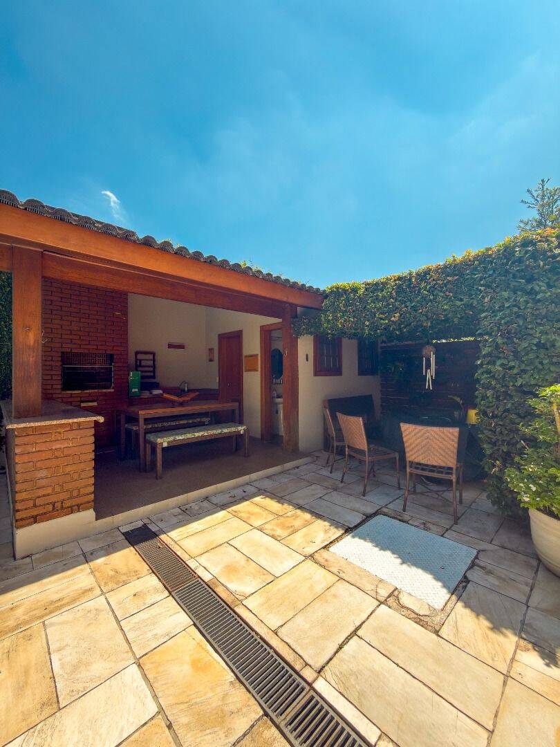 Casa, 4 quartos, 270 m² - Foto 20
