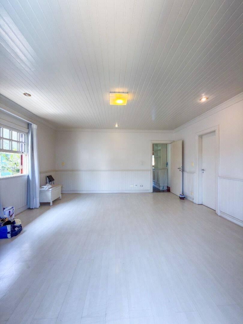 Casa, 4 quartos, 270 m² - Foto 29