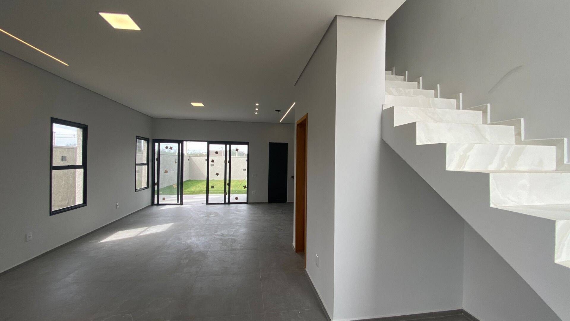 Casa, 3 quartos, 130 m² - Foto 1