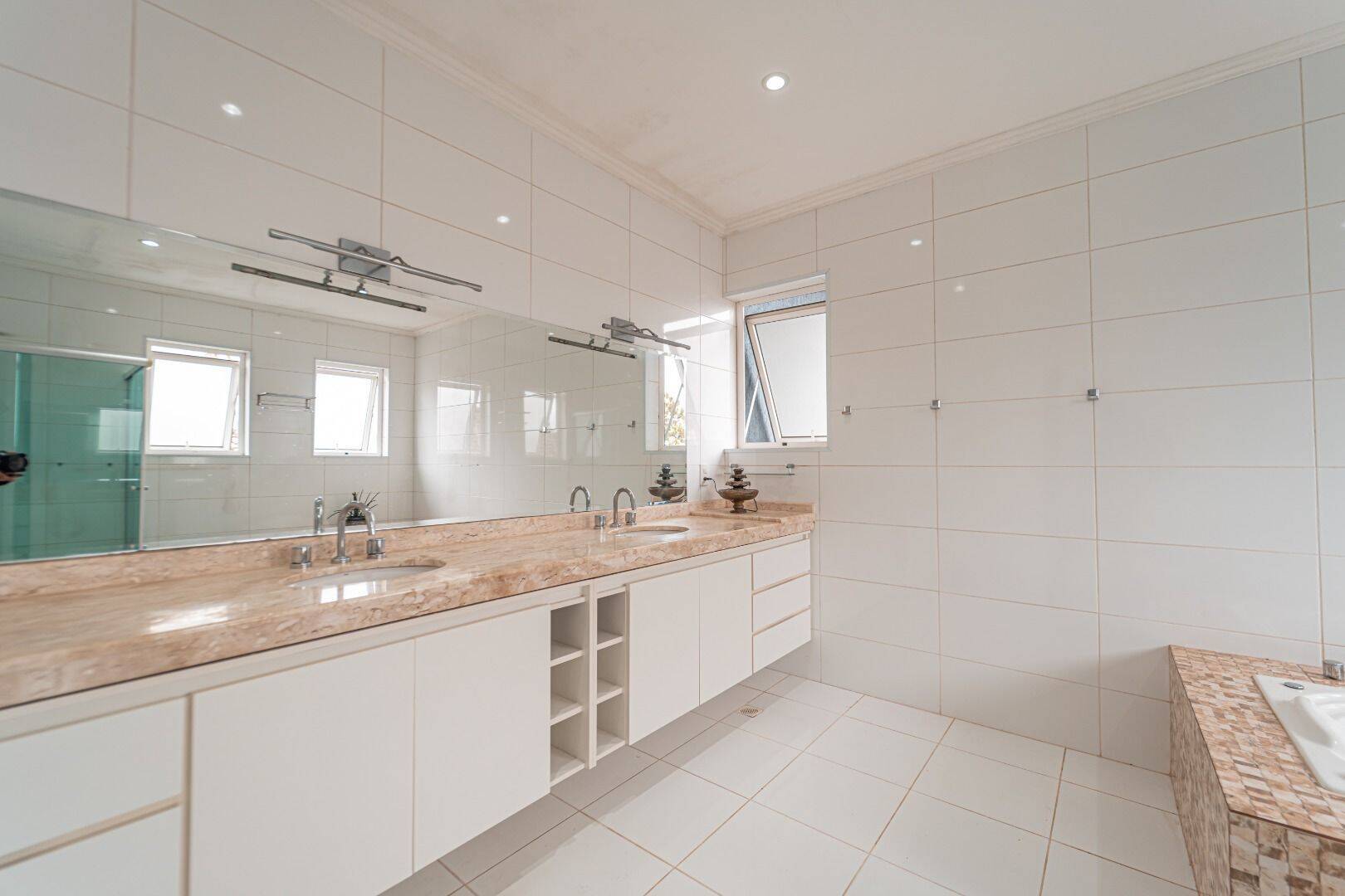 Casa, 4 quartos, 422 m² - Foto 27