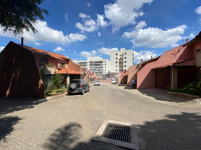 #CA0212 - Casa para Venda em Cotia - SP