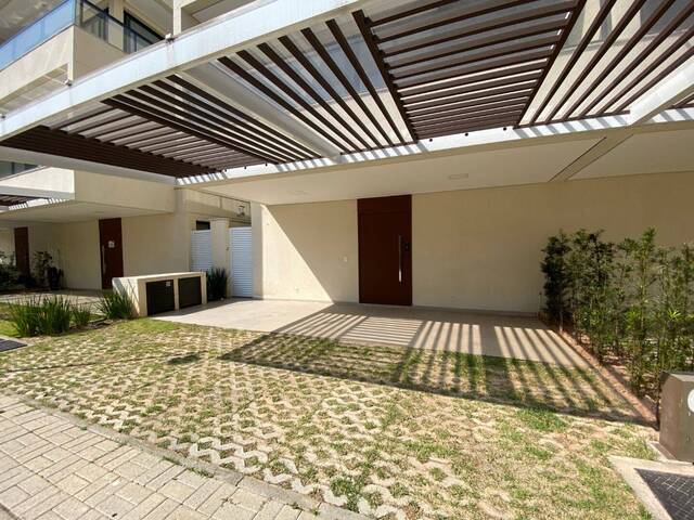 #CA0266 - Casa para Venda em Santana de Parnaíba - SP